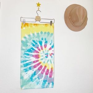 Vintage 90’s Tie Dye Beach Pool Summer Towel
